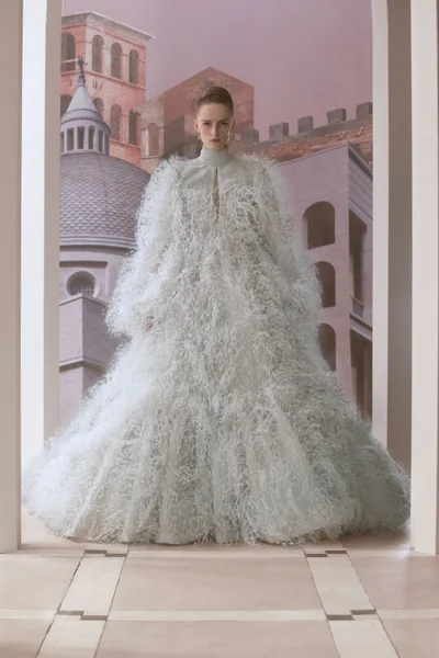 Look 22